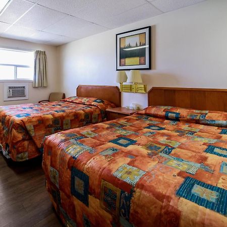 Fort St. John Canadas Best Value Inn Fort St John מראה חיצוני תמונה